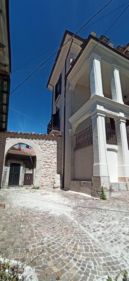 B&B Il Cardinale Rocca di Mezzo Kültér fotó